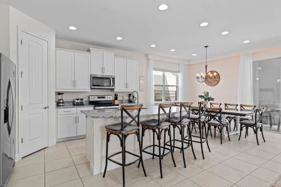 5 Bedrooms/ 4.5 Bathrooms/ Encore (7641 FD)