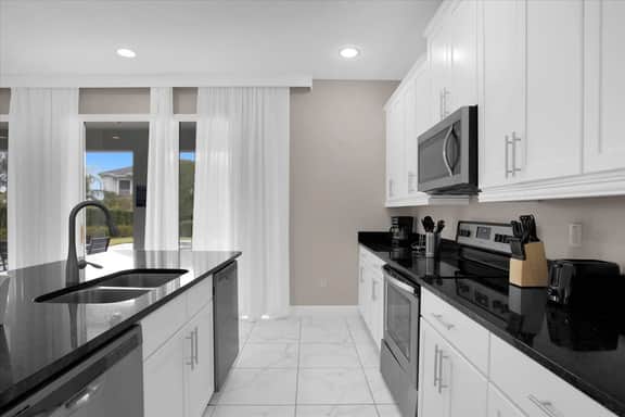 5 Bedrooms/ 5 Bathrooms/ Encore Resort (7712 FD)
