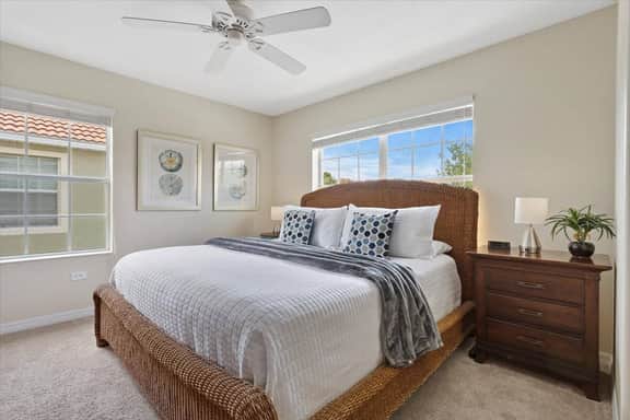 5 Bedrooms / 4 Bathrooms / Paradise Palms (3073 BP)