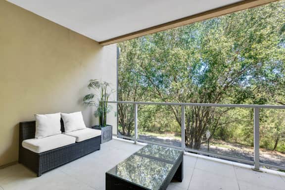 3 Bedroom/ 3.5 Bathroom Magic Village (7669 RD)