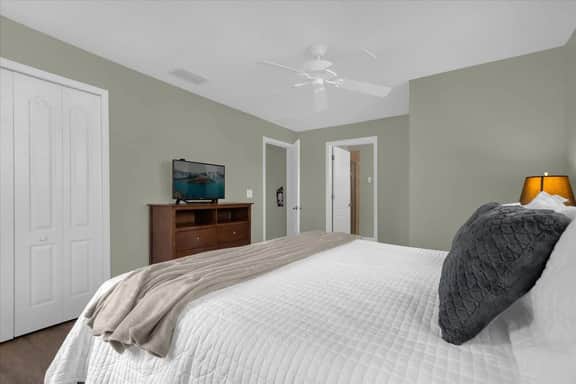5 Bedrooms/ 4 Bathrooms/ Paradise Palms (8950 CP)
