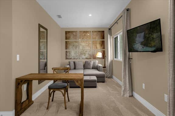 3 Bedrooms / 3.5 Bathrooms / Magic Village (7471B)