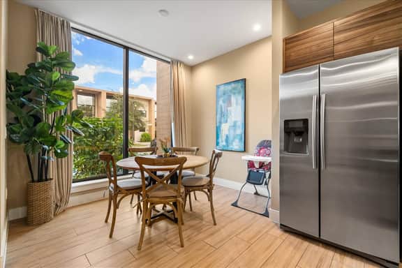 3 Bedrooms/ 3.5 Bathrooms/ Magic Village (7533BD)