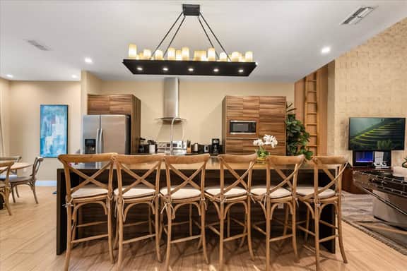 3 Bedrooms/ 3.5 Bathrooms/ Magic Village (7533BD)