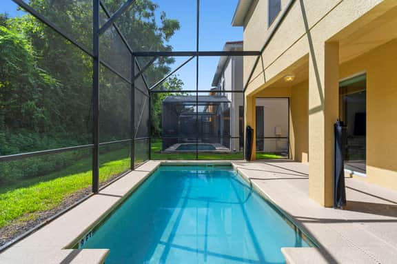 6 Bedrooms/ 5 Bathrooms/ Paradise Palms (8870 CP)