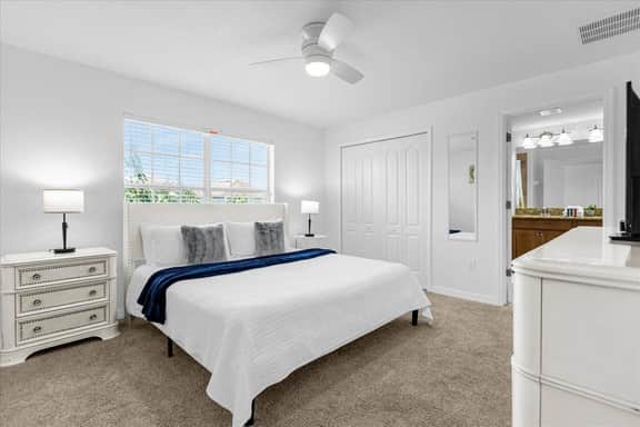 4 Bedroom/ 3 Bathroom/ Paradise Palms (8953BP)