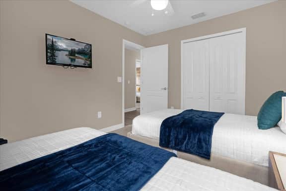 6 Bedroom/ 5 Bathroom/ Paradise Palms (2964BP)
