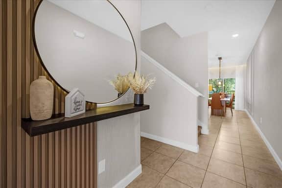 4 Bedrooms / 3 Bathrooms/ Paradise Palms (2961BP)