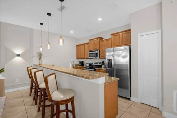 4 Bedrooms / 3 Bathrooms/ Paradise (2907BP)