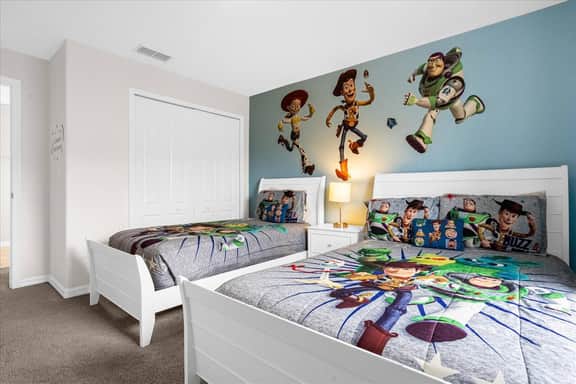 4 Bedrooms/ 3 Bathrooms/ Paradise Palms (8969 BP)