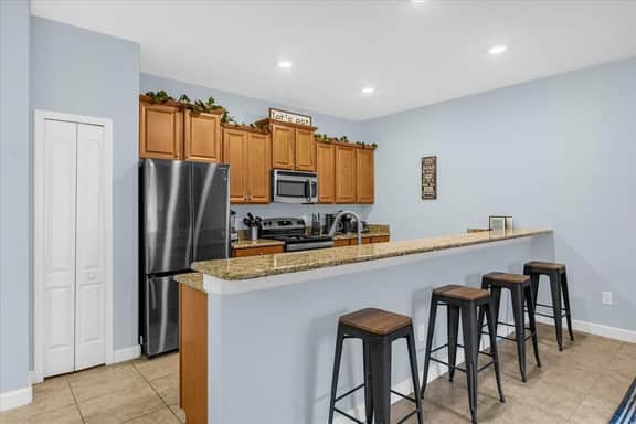 4 Bedroom/ 3 Bathroom/ Paradise Palms (8963SP)