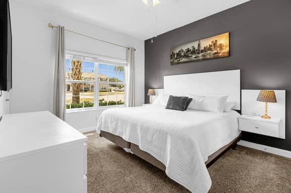4 Bedrooms/3 Bathrooms/ Storey Lake (4900 WA)
