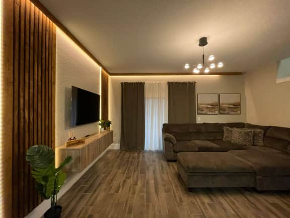 4 Bedrooms/ 3.5 Bathrooms/ Regal Palms (340 MA)