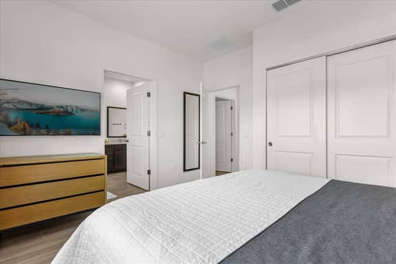 3 Bedroom/ 3 Bathroom Regal Oaks (2671RL)