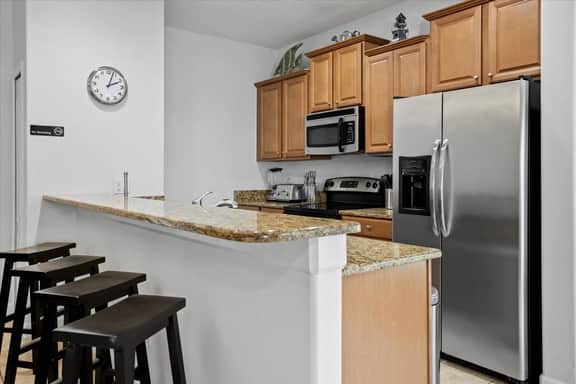 5 Bedrooms / 4 Bathrooms Paradise Palms (8981 CP)