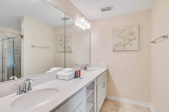 3 Bedroom/ 2 Bathroom Storey Lake (3171-308 PC)