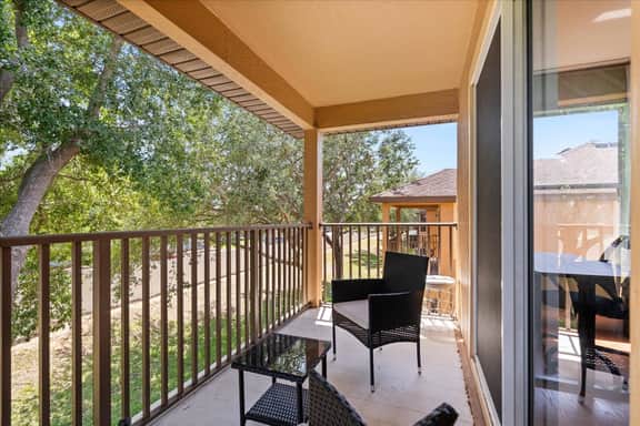 4 Bedrooms/ 3.5 Bathrooms/ Regal Palms (4102 CA)