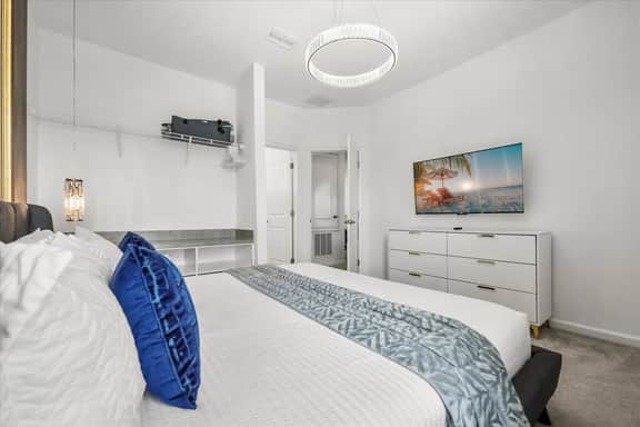 8 Bedrooms/ 8 Bathrooms/ Paradiso Grande (6265 SS)
