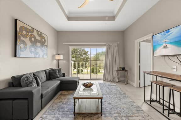 3 Bedrooms/ 3 Bathrooms/ Reunion (7509 SE)