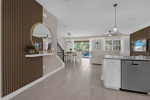 9 Bedrooms / 5 Bathrooms / Storey Lake (2877 SC)