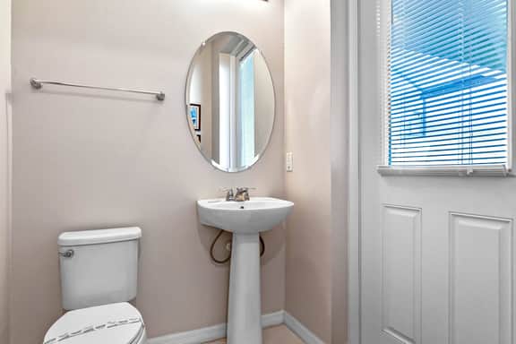 3 Bedrooms / 3.5 Bathrooms / Solara (1564 CP)