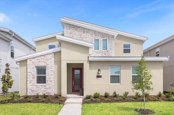 8 Bedroom/ 5 Bathroom Storey Lake (2992 PL)