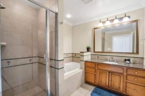 3 Bedrooms/ 2.5 Bathrooms/ Reunion (7635 HC)