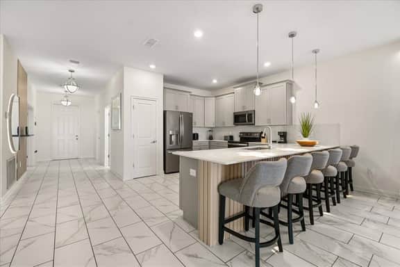 9 Bedrooms/ 5 Bathrooms/ Storey Lake (2965 FS)