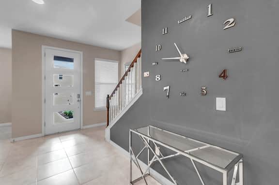 3 Bedrooms/ 3.5 Bathrooms/ Solara (1550 CP)
