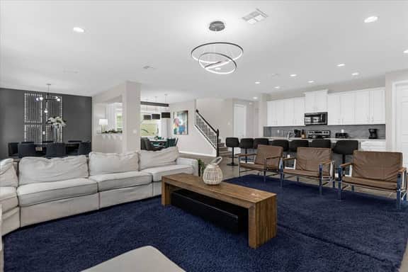 9 Bedroom/ 6.5 Bathroom/ Solara Resort (1580NP)