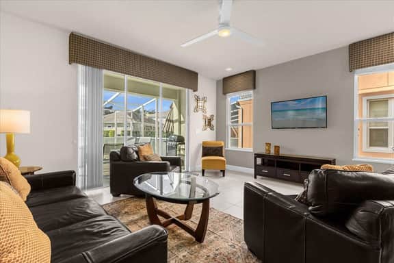 3 Bedrooms/ 3 Bathrooms/ Silver Creek (1521 RC)