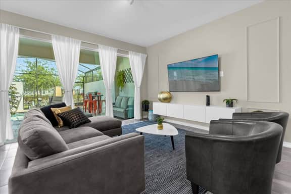 5 Bedrooms/ 4.5 Bathrooms/ Solara Resort (1555CP)