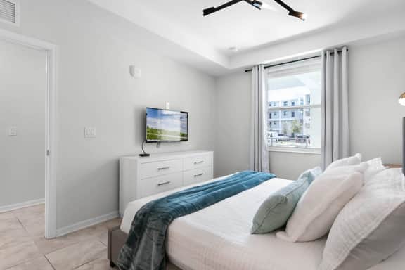 2 Bedroom/ 2 Bathroom Storey Lake (3120-103 PC)
