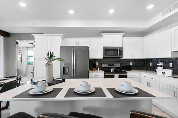 2 Bedroom/ 2 Bathroom Storey Lake (3120-103 PC)