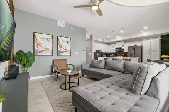 3 Bedrooms / 2 Bathrooms / Storey Lake (3141-306)