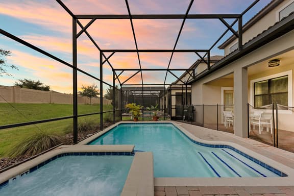 6 Bedrooms / 6 Bathrooms / Champions Gate (1483 RF)