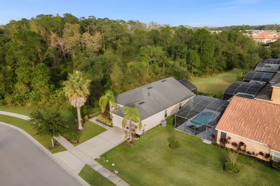 4 Bedrooms / 3 Bathrooms / Veranda Palms (2603 SC)