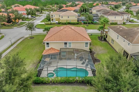 6 Bedrooms / 5.5 Bathrooms / Solterra (4193 OD)
