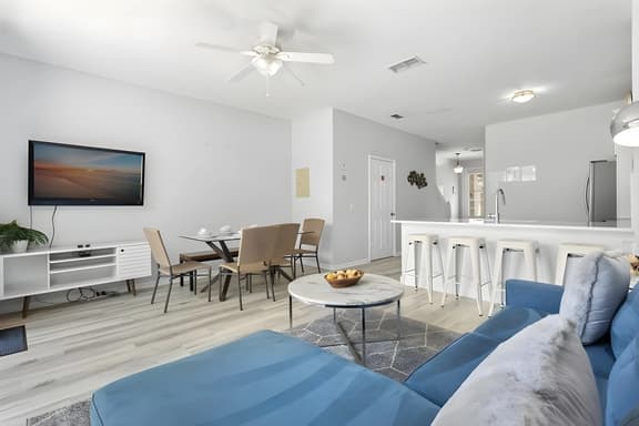 3 Bedrooms / 3 Bathrooms / Windsor Hills (2554 ML)