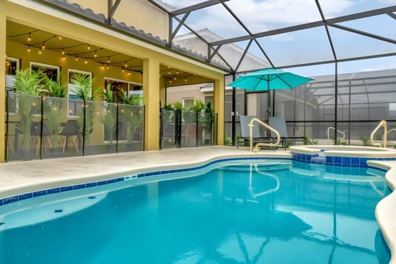 7 Bedrooms/ 5.5 Bathrooms Solterra (7599 OL)