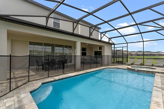 9 Bedrooms/ 6.5 Bathrooms/ Solara Resort (8905 TH)