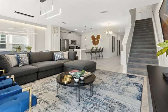 5 Bedroom/ 4 Bathroom Storey Lake (5007 WA)