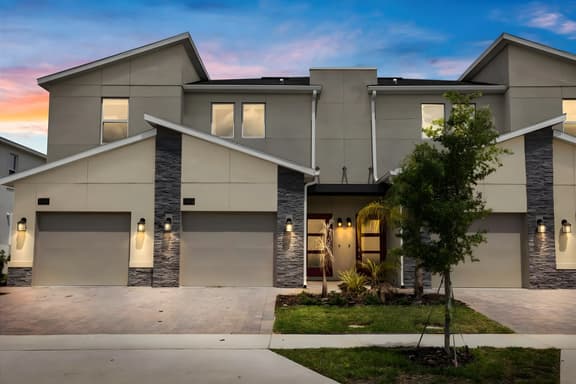 3 Bedrooms/ 3 Bathrooms Champions Gate (1143 CD)