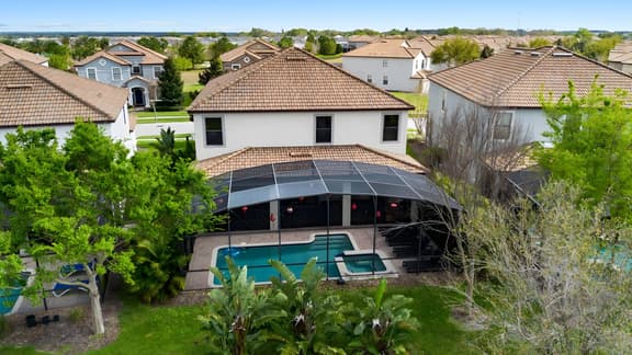 8 Bedrooms/ 5 Bathrooms/ Champions Gate (1412MV)