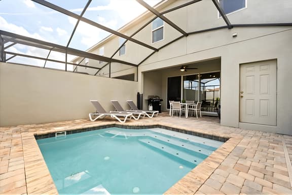 3 Bedrooms/ 3.5 Bathrooms/ Solara (2155CB)