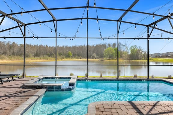 9 Bedroom/ 5 Bathroom Storey Lake (4276 PW)