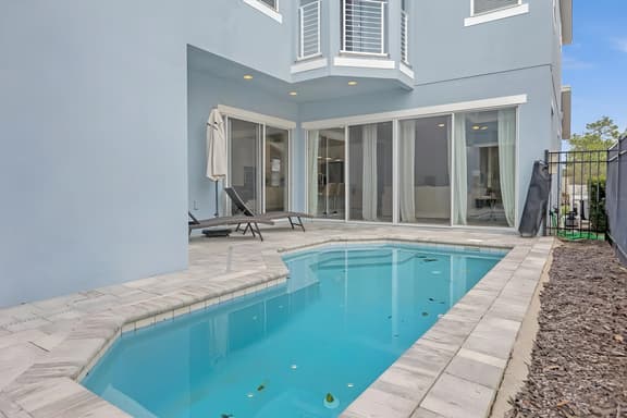 5 Bedrooms/ 5.5 Bathrooms/ Reunion (1492 FC)
