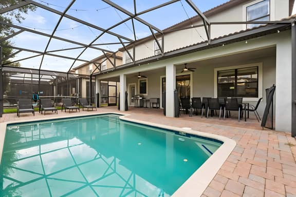 9 Bedrooms / 5 Bathrooms / Champions Gate (1435MV)