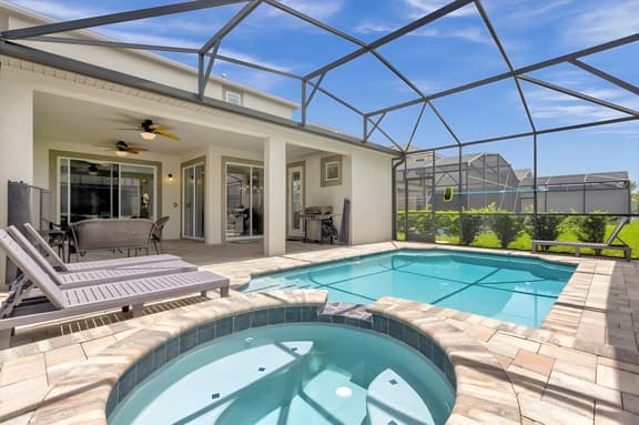 6 Bedroom/ 4.5 Bathroom Solara Resort (9012 EM)