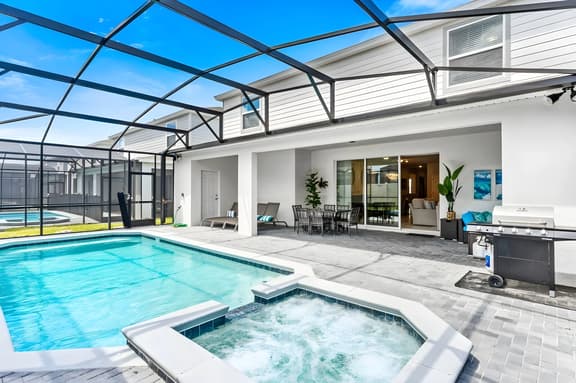 10 Bedrooms/ 8 Bathrooms/ Windsor Island(3009MD)